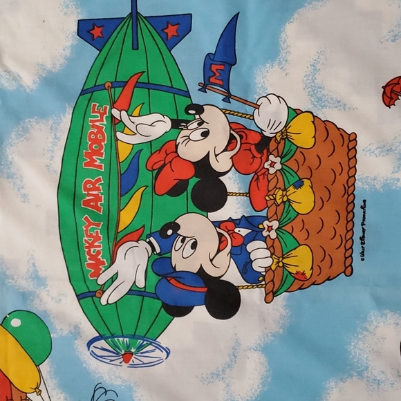 Mickey Mouse Friends Vintage Disney Hot Air Balloon Twin Flat sheet - Picture 2 of 9